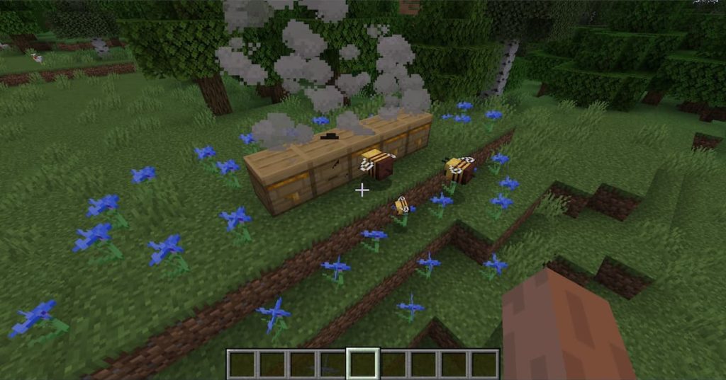 beehive set up in Minecraft